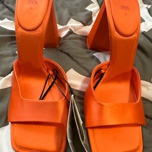 Zara Women’s Heeled Sandals